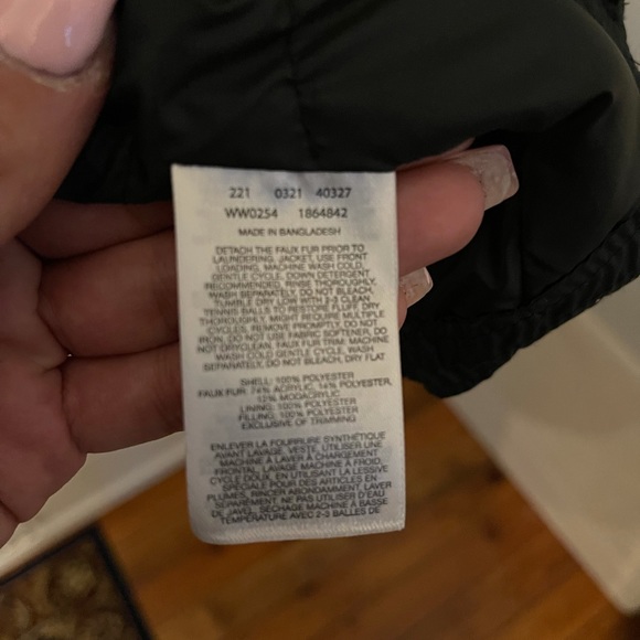 NWT women’s Columbia jacket - Picture 7 of 8